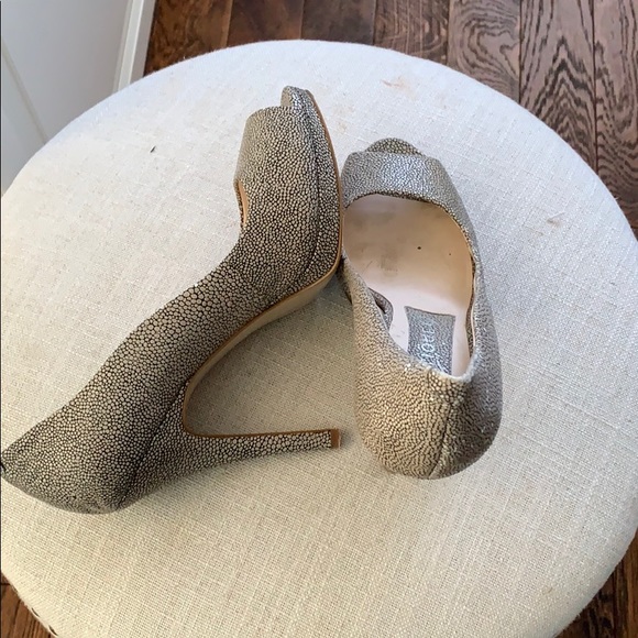 Boutique 9 peep toe heels- size 6 - Picture 3 of 4